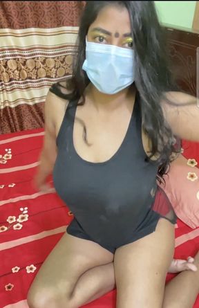 Sexy Girl Moans Loudly While Rubbing Herself to a Messy Orgasm on Bed!