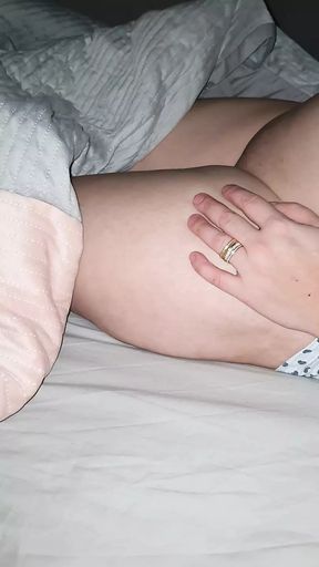 Step mom naked without panties in bed with step son