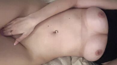 POV you're waking up next to me