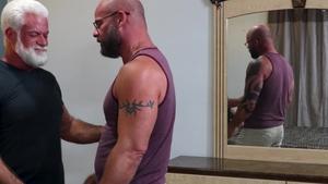 FamilyCreep: Daddy-Dick Delight