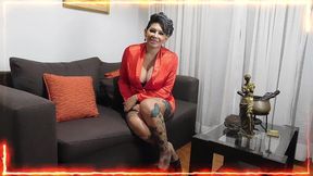 con mi hermanastra nos trajimos a dos sex toys del boliche ,otra noche de orgia