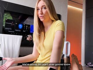 Stepsis Had No Cash for Rent… So This babe Offered Her Snatch for Raw Creampie