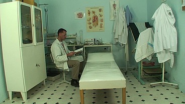 Badass blonde spreads her cheeks and riding doctors cock til cumshot in mouth