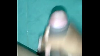 PUNHETA do NOVINHO no BANHEIRO!! lucvideos007