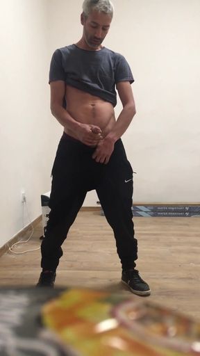 Huge Big Load Handsfree Cum Thomas
