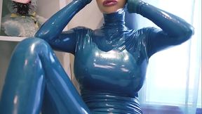 Blue siren bubble bath