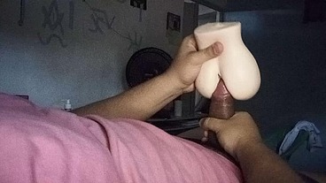 Tesão no brinquedinho