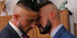 Two office dudes suck and enjoy their hole-wrecking heaven