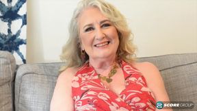 Blair Angeles: Η πιο καυτή προσθήκη στο κλαμπ των 60+ MILF με την JMac