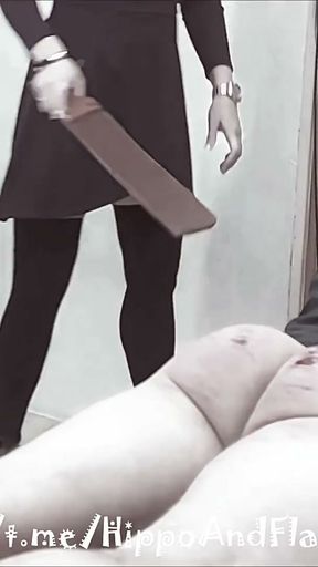 fm spanking   Clip 1