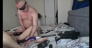 Horny Amateur Bitch Likes It Kinky and Hardcore with Extra Cock