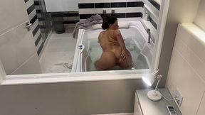 putinha nao se aguentou e quis participar da putaria