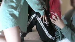 性なる夜の日に大◯生彼女からプレゼント貰った後に褒美で彼女のケツに太いチンコプレゼントしました。大学生彼女はアヘ顔。