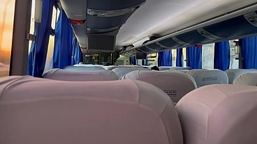Me bateu o tesão no ônibus de viagem