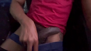 Me bateu o tesão no ônibus de viagem