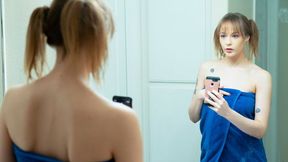 Vicious Rebecca's blowjob action