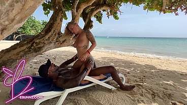 Jamaican Beach public fuck