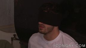 Uniformed gay Alexandro Gustavo rimms and ass fucks prisoner