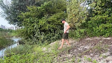 BOTEI O TURISTA PRA MAMAR NA TRILHA