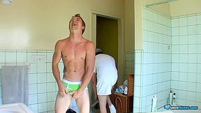 Kelly Cooper And Grant Hiller Wears Different Undies