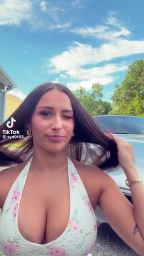 Amateur teen with big tits and a big ass shows off her body in an innocent yet s