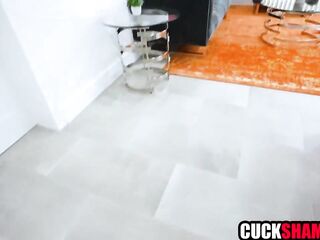 Cheating wife screwing in front of cuck hubby