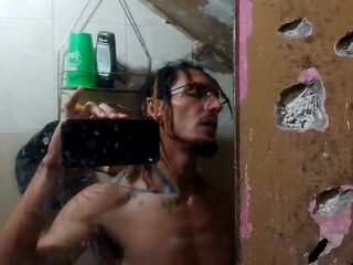 La cara de orina de raba erre