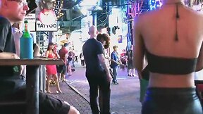 Prostitute pattaya street lady boy et lady