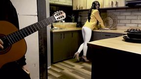 Bigboobs Colombian Skinny Surprises with His Music and His Big Cock, Alicia Trece - Mike Zander
