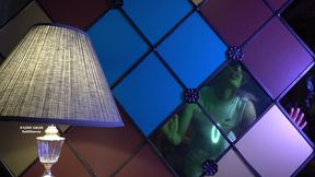 Kiss Your Stepmother as if She Was Your Girlfriend