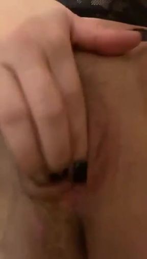 friend married woman and very hot got very horny over the weekend