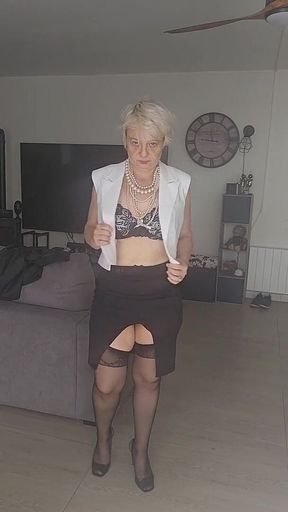 What Do You Think of My Outfit to Go to Work? You'd Last the Day Before