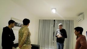 perla lopez , se coje hasta los pastores que golpean la puerta de su casa , parte 1