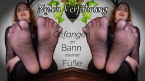 Nylon Verführung - Gefangen im Bann meiner Füße Nylon Seduction – Captivated by the Charm of My Feet