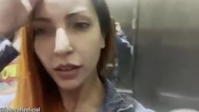 ela queria era foder comigo, se exibindo no elevador me chamou para foder no seu apto. melissa lisboa