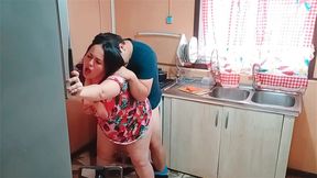 sex in the kitchen when mom opens the refrigerator