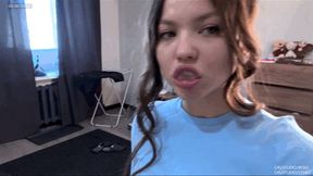 0035Reb Princess Rebecca I sat on his neck, spit in the mirror and make him lick my drool! [mov]