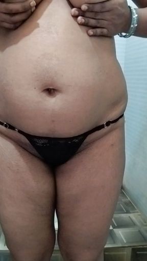 Saira sexy stepsister bathing and masturbating cucumber in bathroom