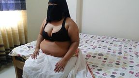 Desi Hot Mistress Want Fuck From Servant Guy Because Her Stepson Today Cant Fuck Her