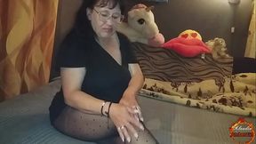KlaudiaAmberGirl video for leg &mdash;  high heel and big breast fetishists