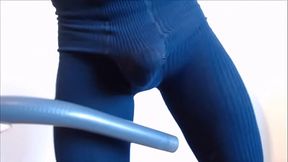 fuckinsox shows off in pantyhose and plays with vacuum cleaner