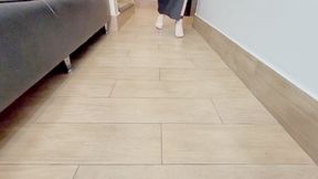 SWALLOW MY FEET WITH YOUR GIANT MOUTH STRANGE SLAVE - BY SCARLET WHITE - CLIP 1