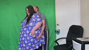 Stripping This Sexy SSBBW