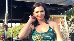 julz & valentina share a big cock