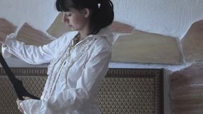 Golden Smoking Teen - wmv 720p