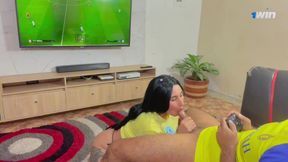While playing fucky-fucky games, I make Jenifer moan with COLD MILK! JENIFERPLAY - XXX!