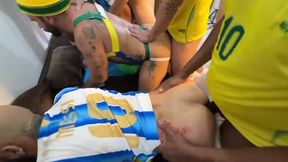walterguess - surucopa - gangbang no ritimo da copa - jogadores dotados entrando com bola e tudo.