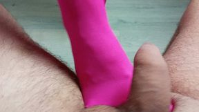 Pink Pantyhose Hard Ballbusting!