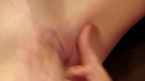 Brunette Lesbians Eat Pussy And Get Off With Fingers And Feet