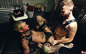 Stud Andrew Delta buttfucks a submissive Ryan Sebastian